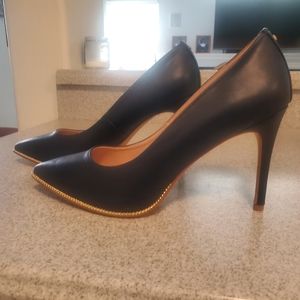 Women's Pumps
